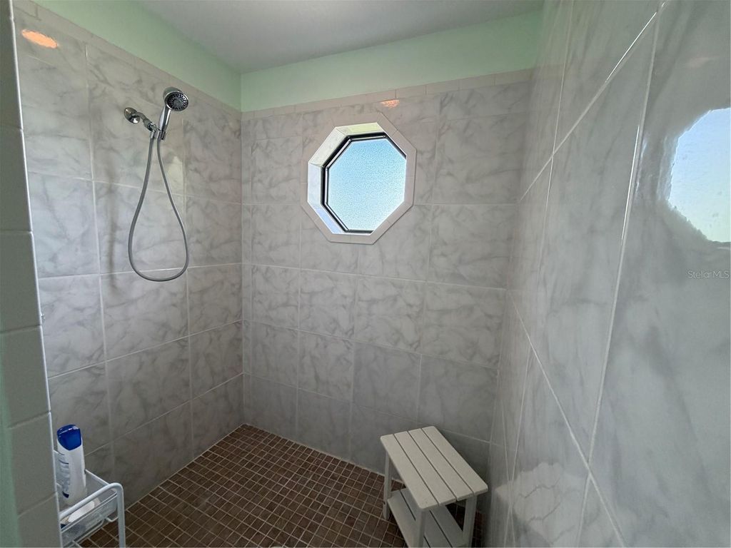 Image 56 of property listing at 1610 NW 20TH AVENUE, Crystal River, FL 34428