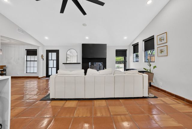 3193 Northaven Road, Dallas, TX 75229