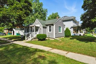 300 N Lenawee Street, Durand City, MI 48429