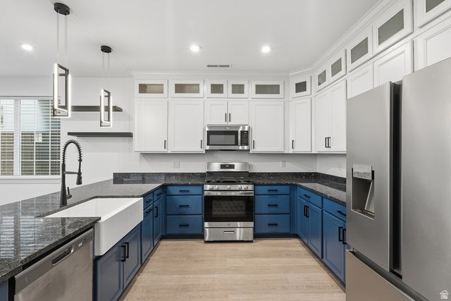 5664 CARNELIAN PARKYWAY, St. George, UT 84790