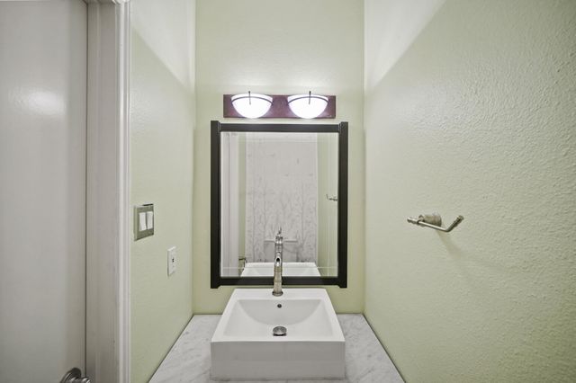 3780 Tanglewilde Street 306, Houston, TX 77063