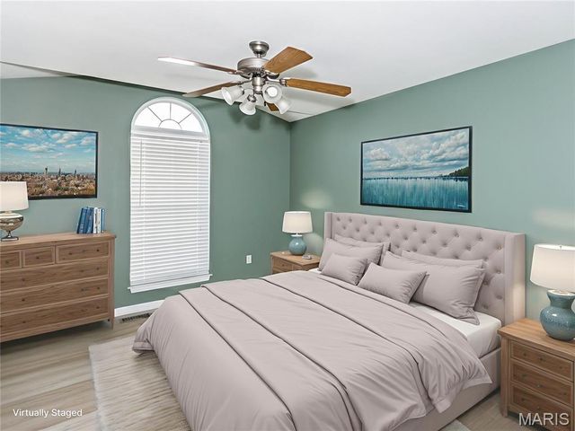 157 Oak Hill Drive, Maryville, IL 62062