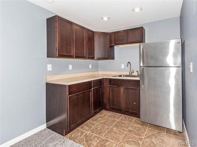 157 Oak Hill Drive, Maryville, IL 62062