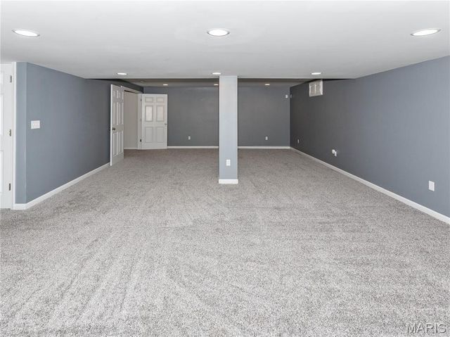 157 Oak Hill Drive, Maryville, IL 62062