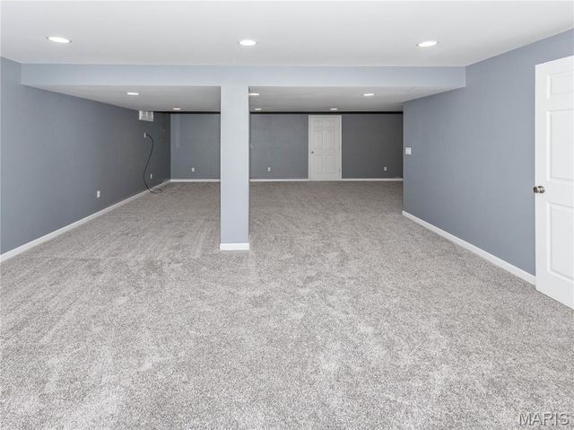 157 Oak Hill Drive, Maryville, IL 62062