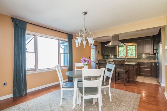 97 Crossbrook Ave, Amherst, MA 01002