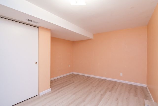 97 Crossbrook Ave, Amherst, MA 01002