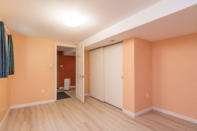 97 Crossbrook Ave, Amherst, MA 01002