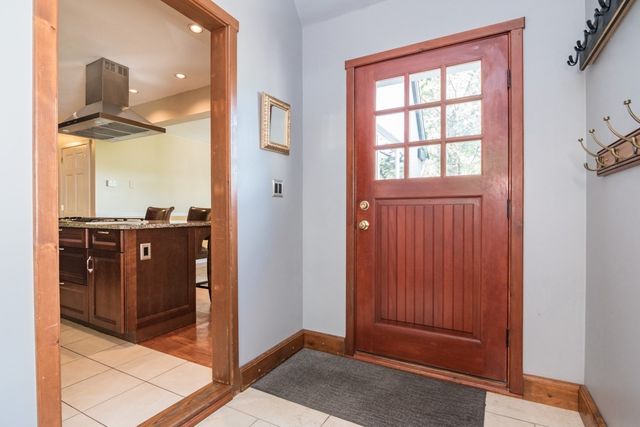 97 Crossbrook Ave, Amherst, MA 01002
