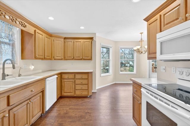 4254 S Mentor Avenue, Springfield, MO 65804