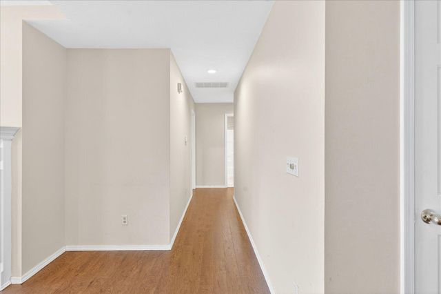 4254 S Mentor Avenue, Springfield, MO 65804