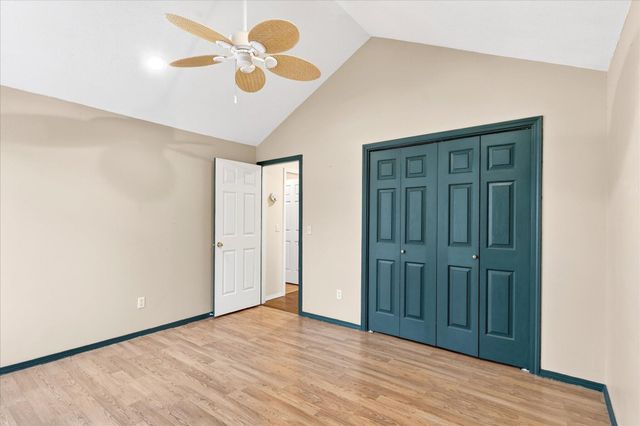 4254 S Mentor Avenue, Springfield, MO 65804