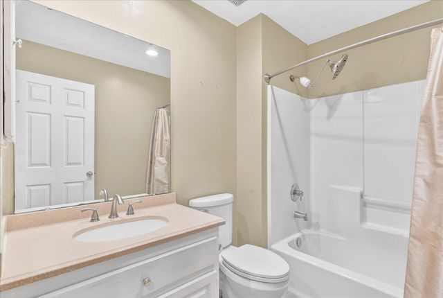 4254 S Mentor Avenue, Springfield, MO 65804