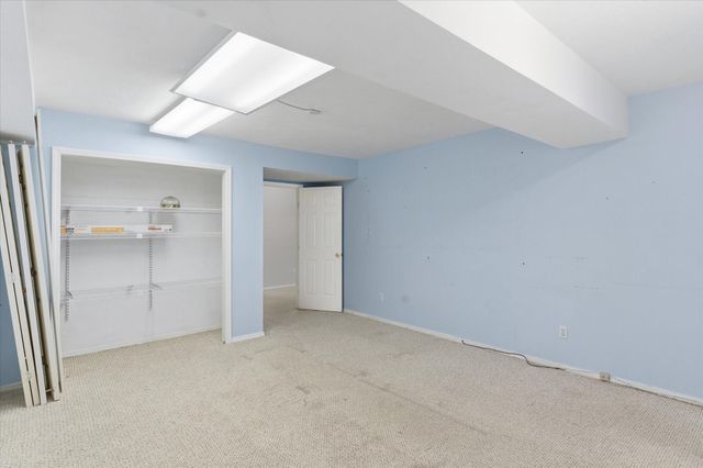 4254 S Mentor Avenue, Springfield, MO 65804