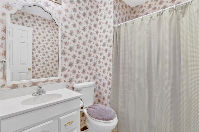 4254 S Mentor Avenue, Springfield, MO 65804