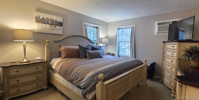 36 E Washington Place, White Plains, NY 10603