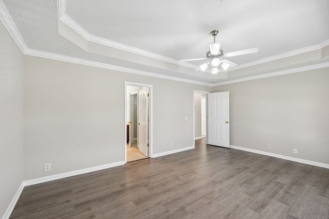 702 Tot Dr, La Vergne, TN 37086