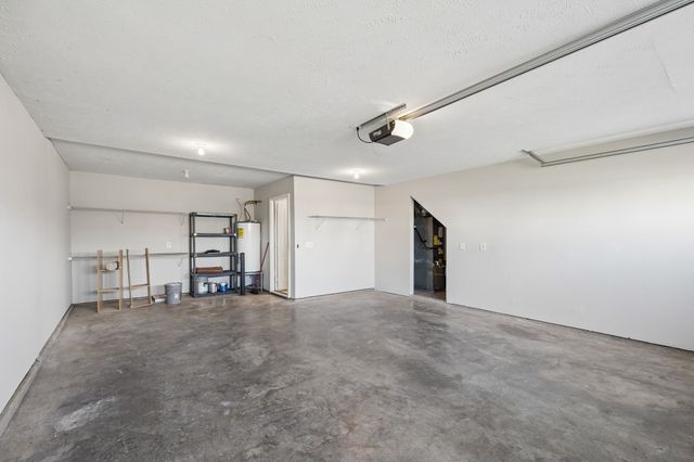 702 Tot Dr, La Vergne, TN 37086