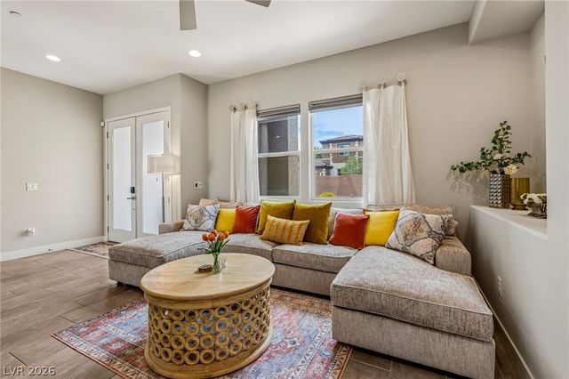 8785 Helena Avenue, Las Vegas, NV 89129