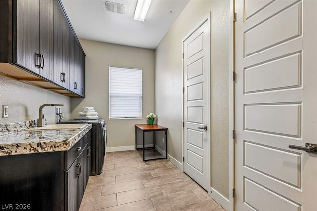 8785 Helena Avenue, Las Vegas, NV 89129