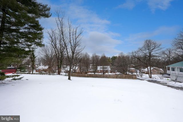 4303 MARBLEHEAD ST, Harrisburg, PA 17109