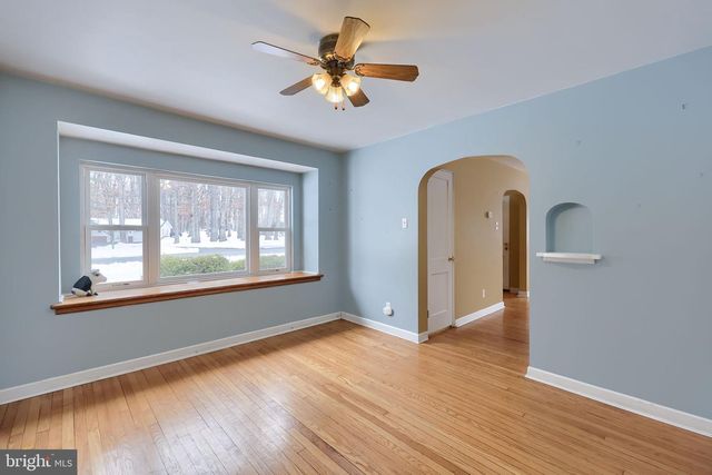 4303 MARBLEHEAD ST, Harrisburg, PA 17109