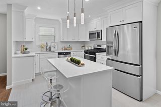 27 DAVIDS CT, Dayton, NJ 08810