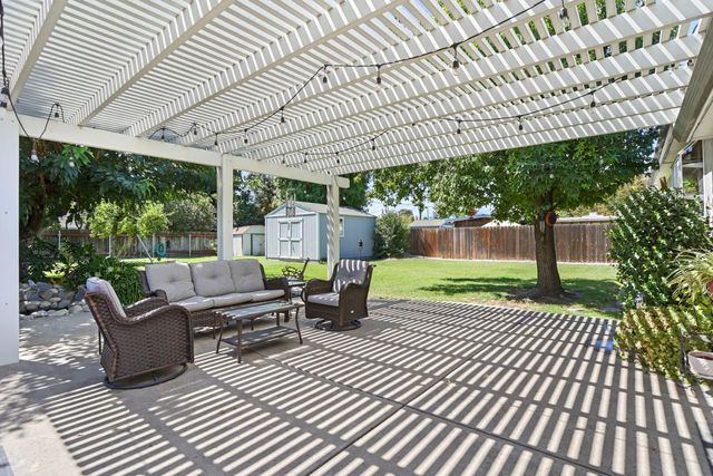 1428 El Camino Ave, Stockton, CA 95209