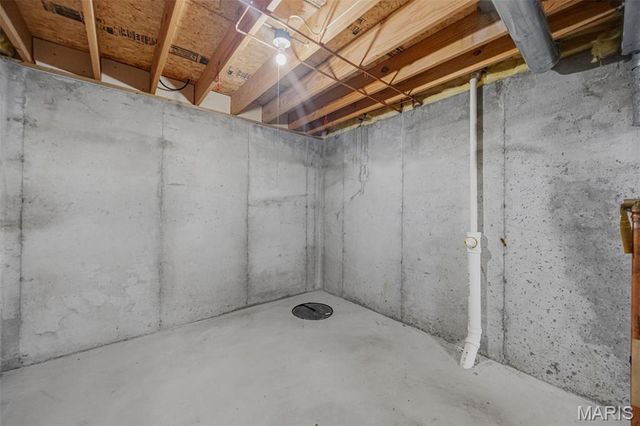 1165 Big Bend Crossing Drive, Valley Park, MO 63088