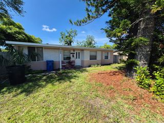 6326 38TH AVENUE N, St Petersburg, FL 33710