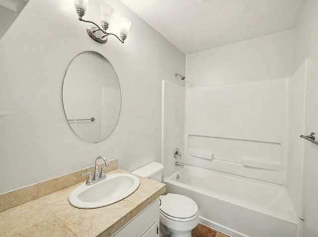 759 Moundview Ave., Salina, KS 67401