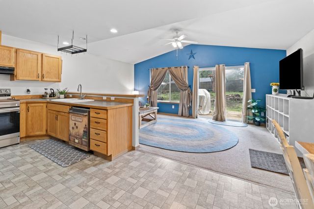 18209 Park Lane SE, Yelm, WA 98597