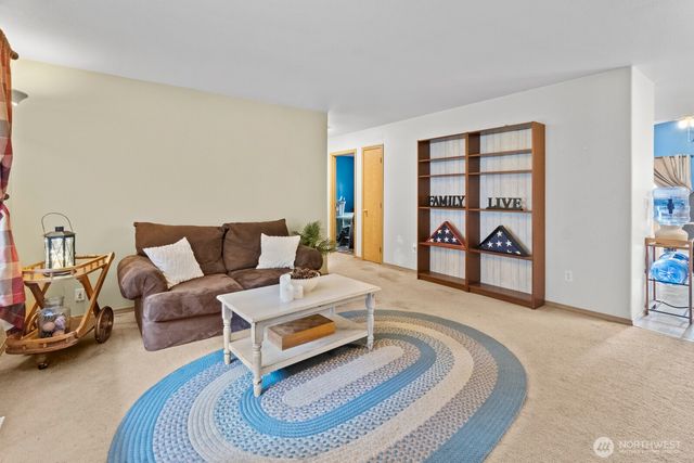 18209 Park Lane SE, Yelm, WA 98597