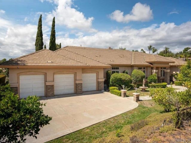 2737 Dos Lomas, Fallbrook, CA 92028
