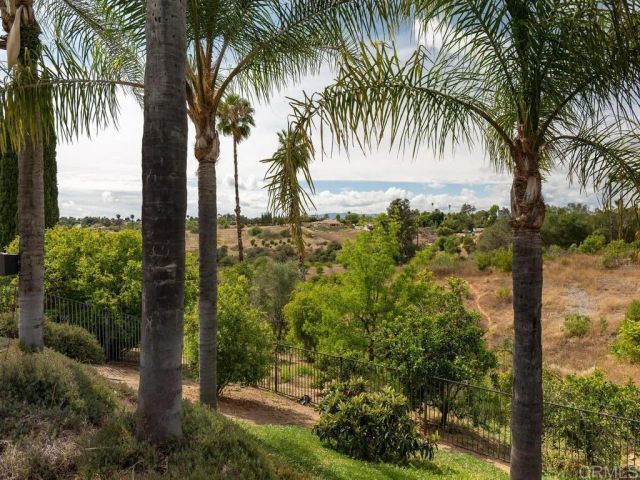 2737 Dos Lomas, Fallbrook, CA 92028
