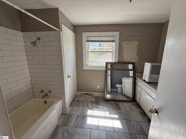 1021 Gentry Memorial Highway, Easley, SC 29640