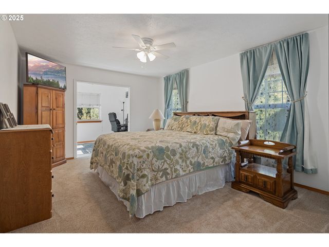 4567 Se 282ND Ave, Gresham, OR 97080