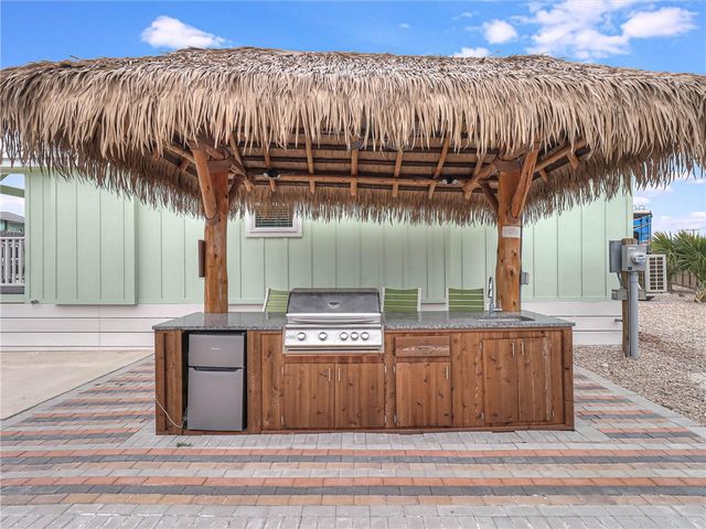 1100 Port St 6, Port Aransas, TX 78373