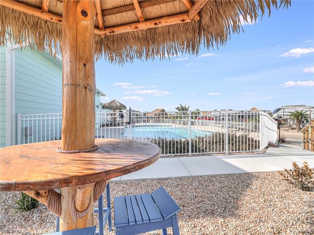 1100 Port St 6, Port Aransas, TX 78373