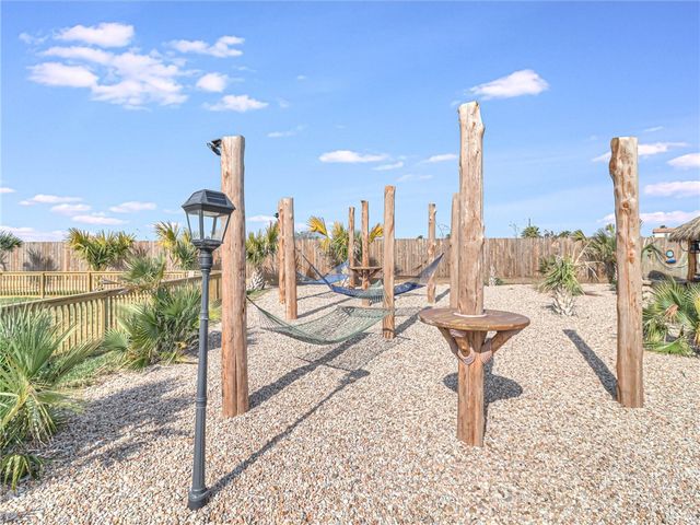 1100 Port St 6, Port Aransas, TX 78373