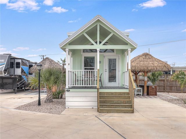 1100 Port St 6, Port Aransas, TX 78373