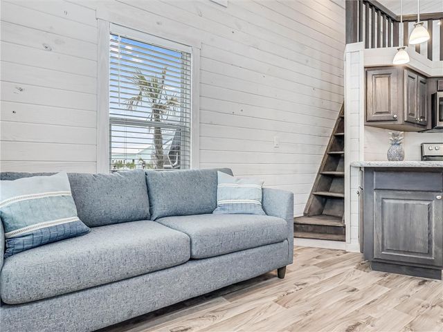 1100 Port St 6, Port Aransas, TX 78373