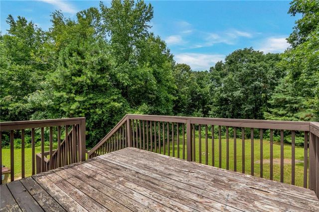 1388 Sierra Ridge Place, Loganville, GA 30052