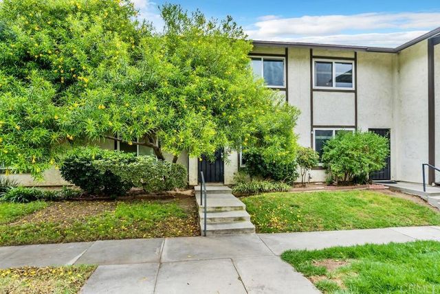 10185 Peaceful Court, Santee, CA 92071