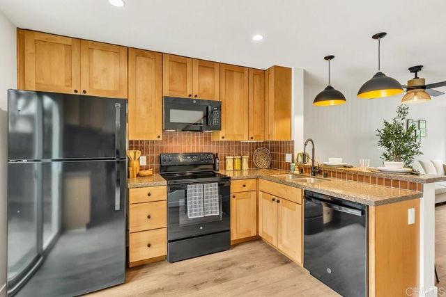 10185 Peaceful Court, Santee, CA 92071