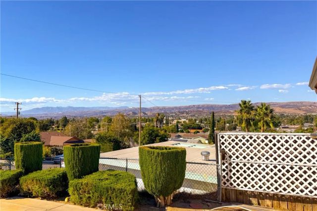 856 Moffatt Circle, Simi Valley, CA 93065