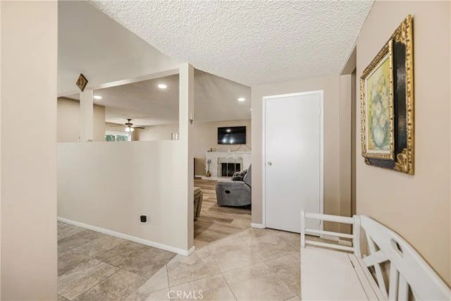 856 Moffatt Circle, Simi Valley, CA 93065