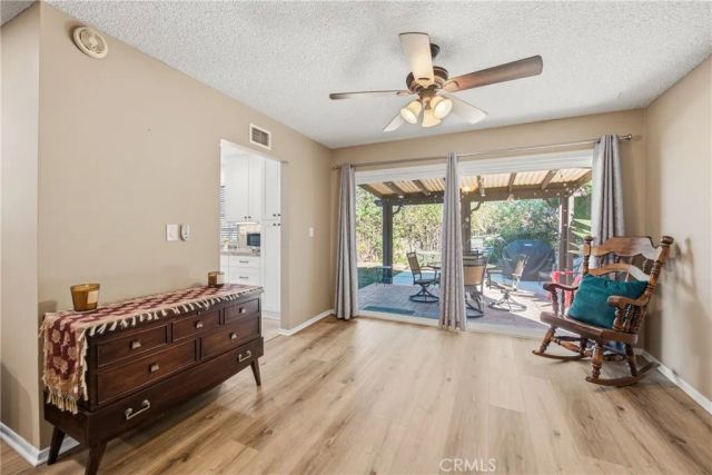 856 Moffatt Circle, Simi Valley, CA 93065