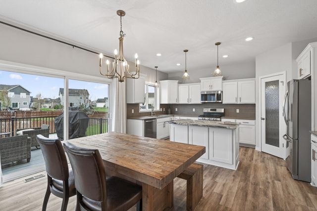 8107 157th Terrace, Savage, MN 55378