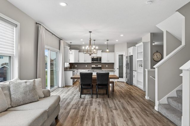 8107 157th Terrace, Savage, MN 55378